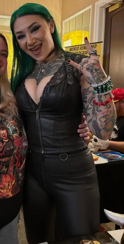 Shotzi Blackheart photo 23 of 703