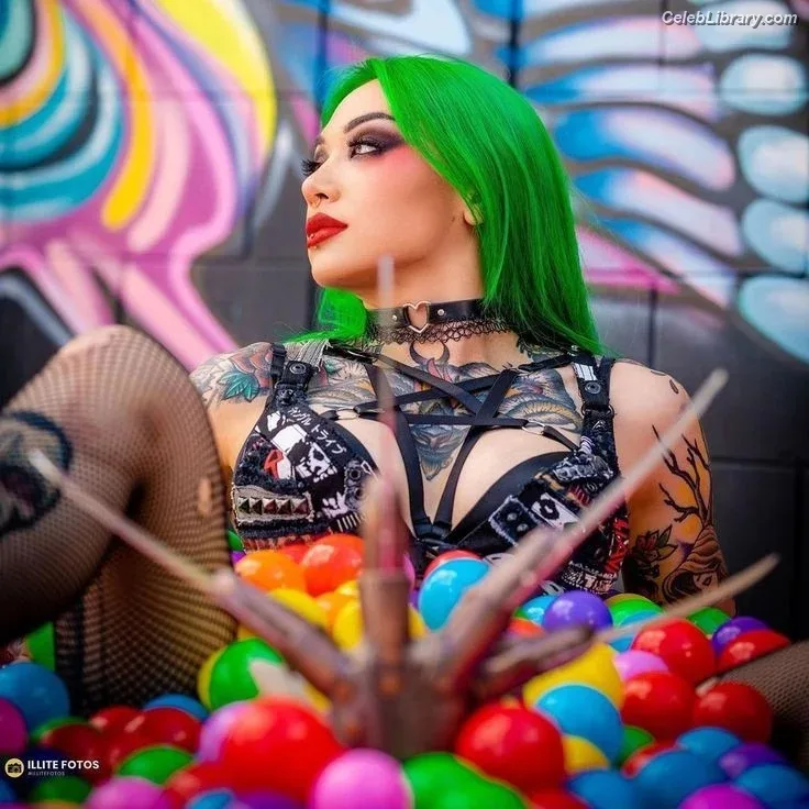 Shotzi Blackheart photo 9 of 703