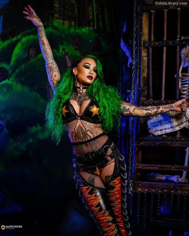 Shotzi Blackheart photo 11 of 703