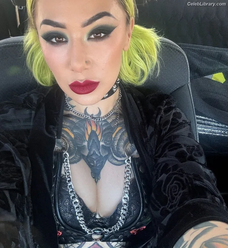 Shotzi Blackheart photo 21 of 703