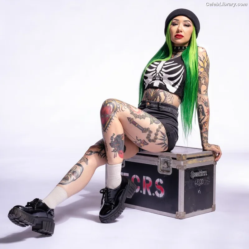 Shotzi Blackheart photo 3 of 703