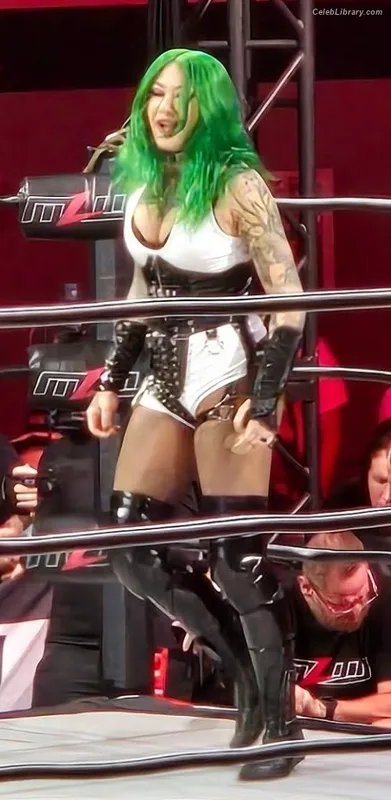 Shotzi Blackheart photo 3 of 703