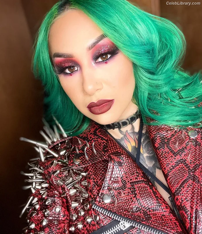 Shotzi Blackheart photo 1 of 703
