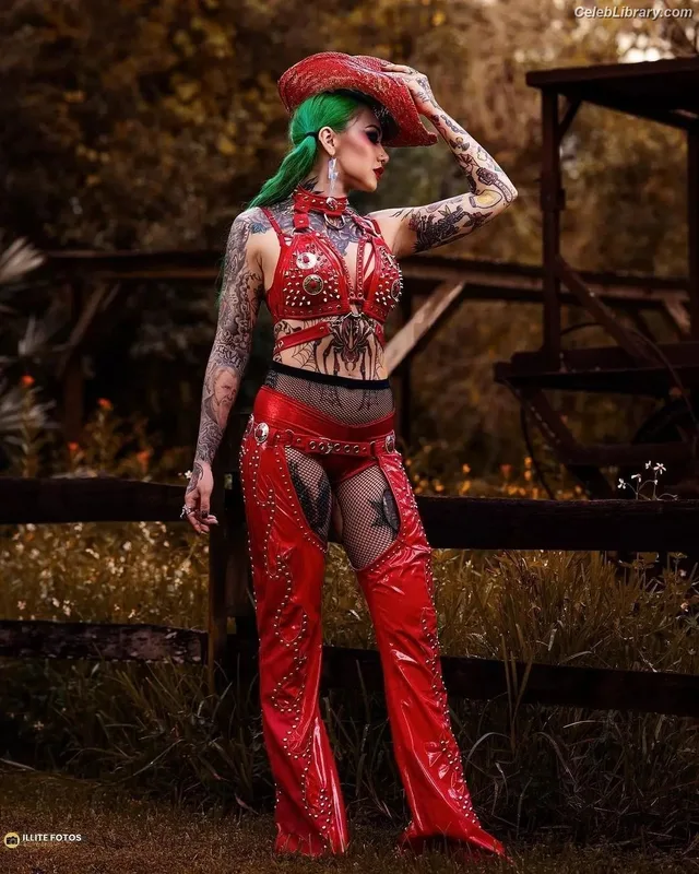 Shotzi Blackheart photo 15 of 703