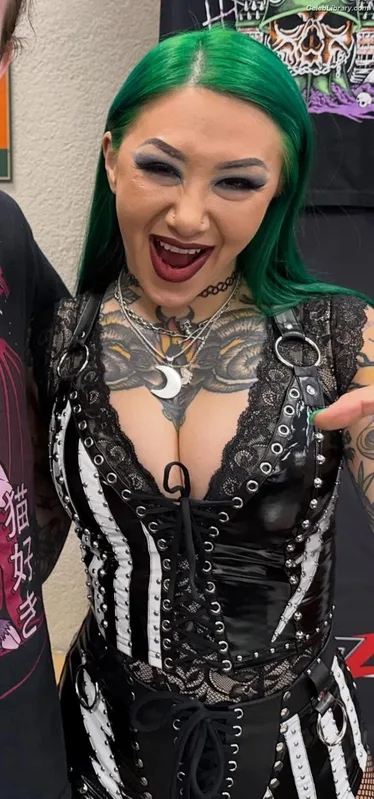 Shotzi Blackheart photo 8 of 703