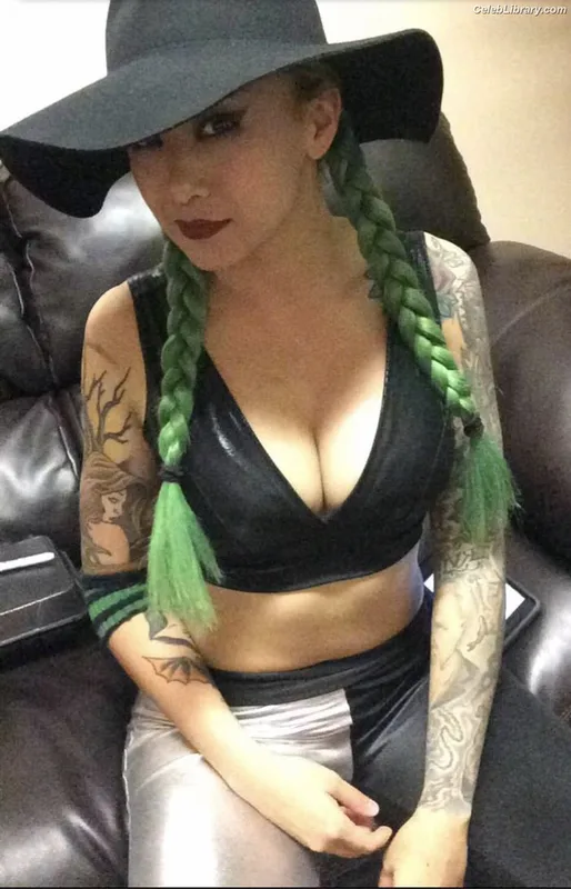 Shotzi Blackheart photo 10 of 703