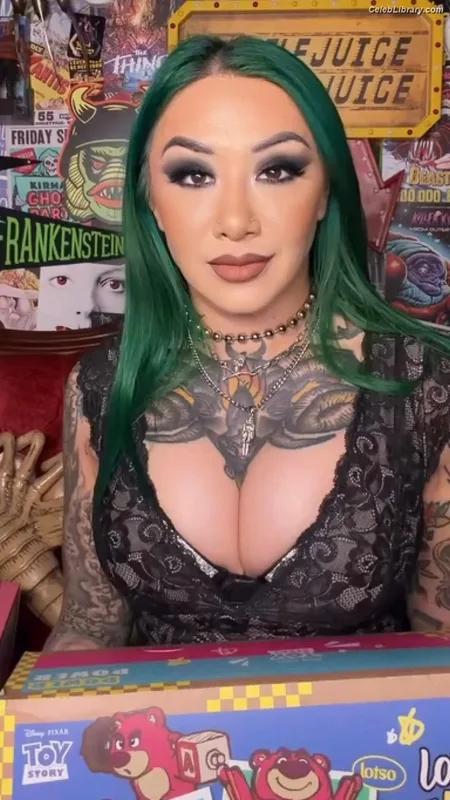Shotzi Blackheart photo 14 of 703