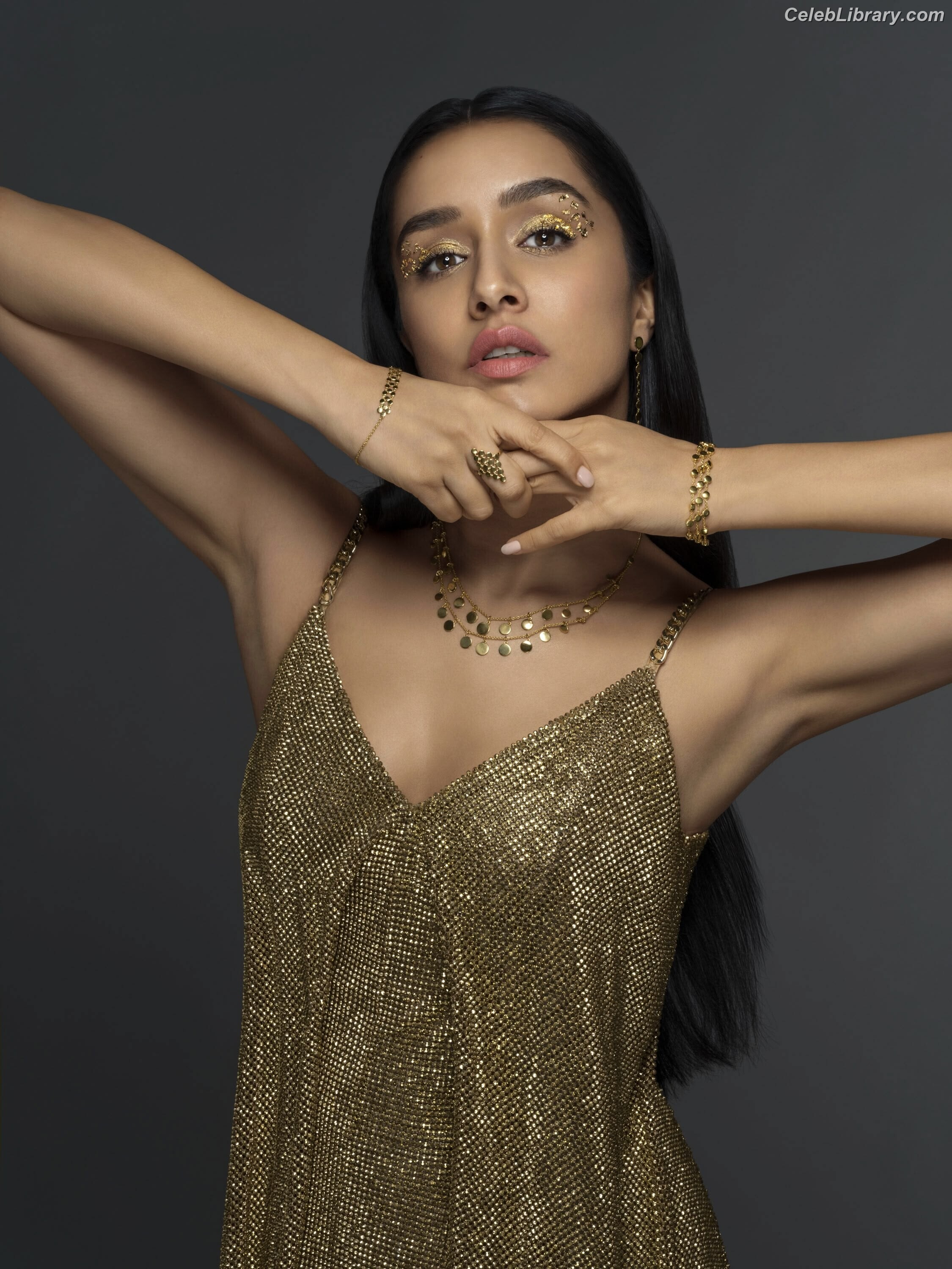 Shraddha Kapoor photo 2 of 54