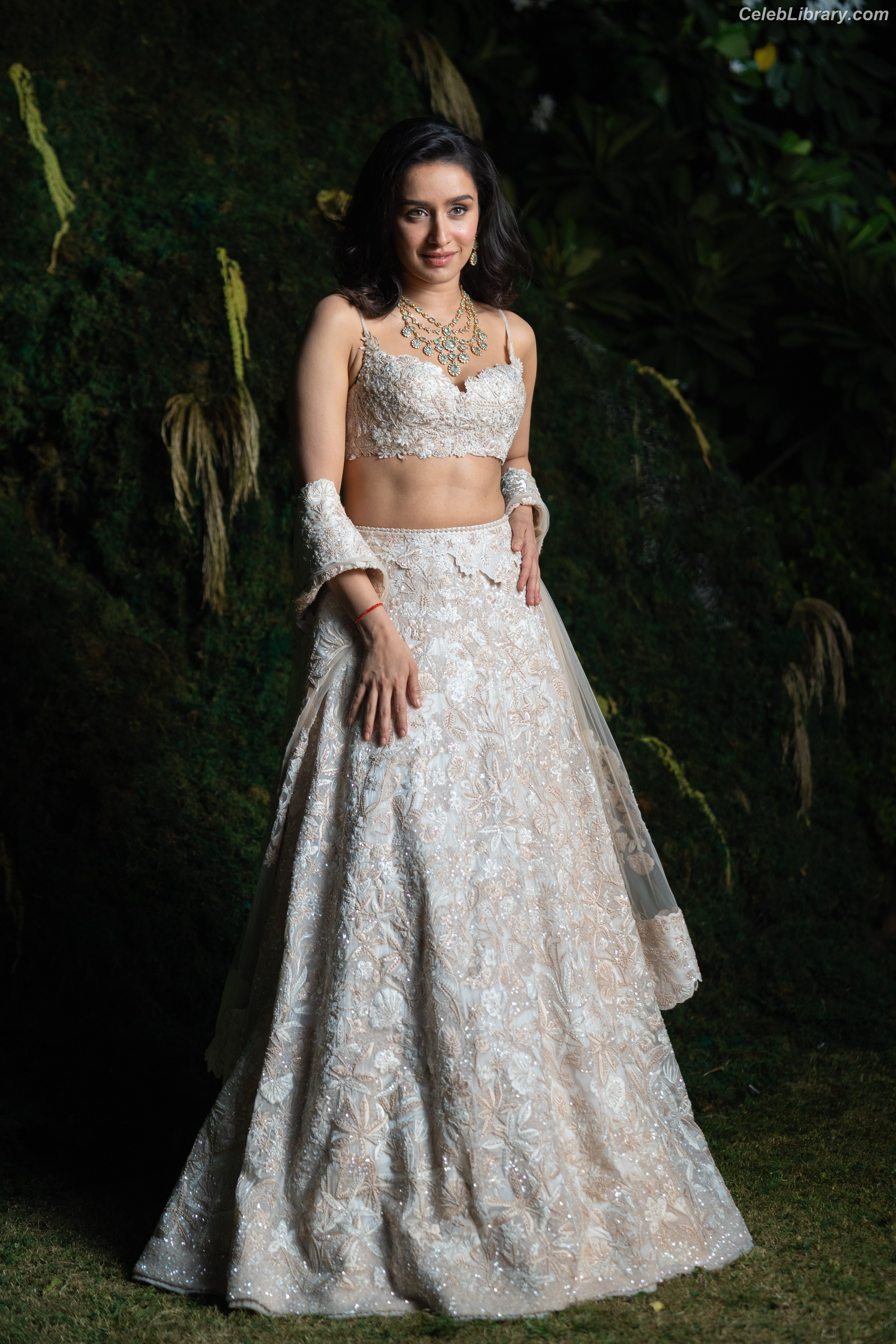 Shraddha Kapoor photo 15 of 54