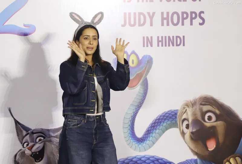 Shraddha Kapoor photo 13 of 54