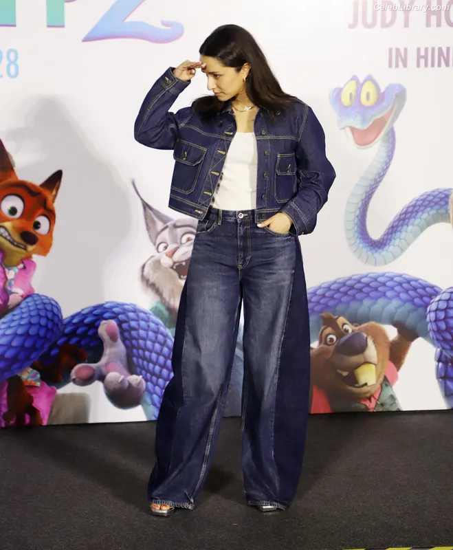 Shraddha Kapoor photo 20 of 54
