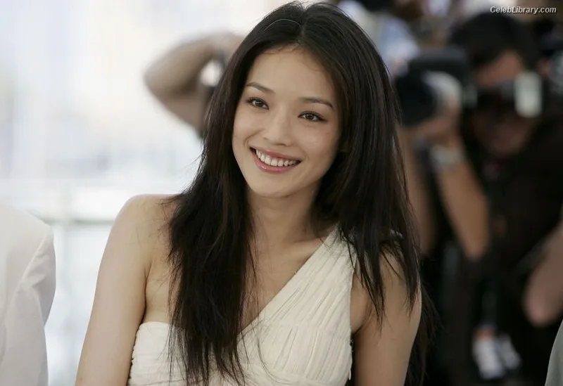 Shu Qi photo 17 of 27