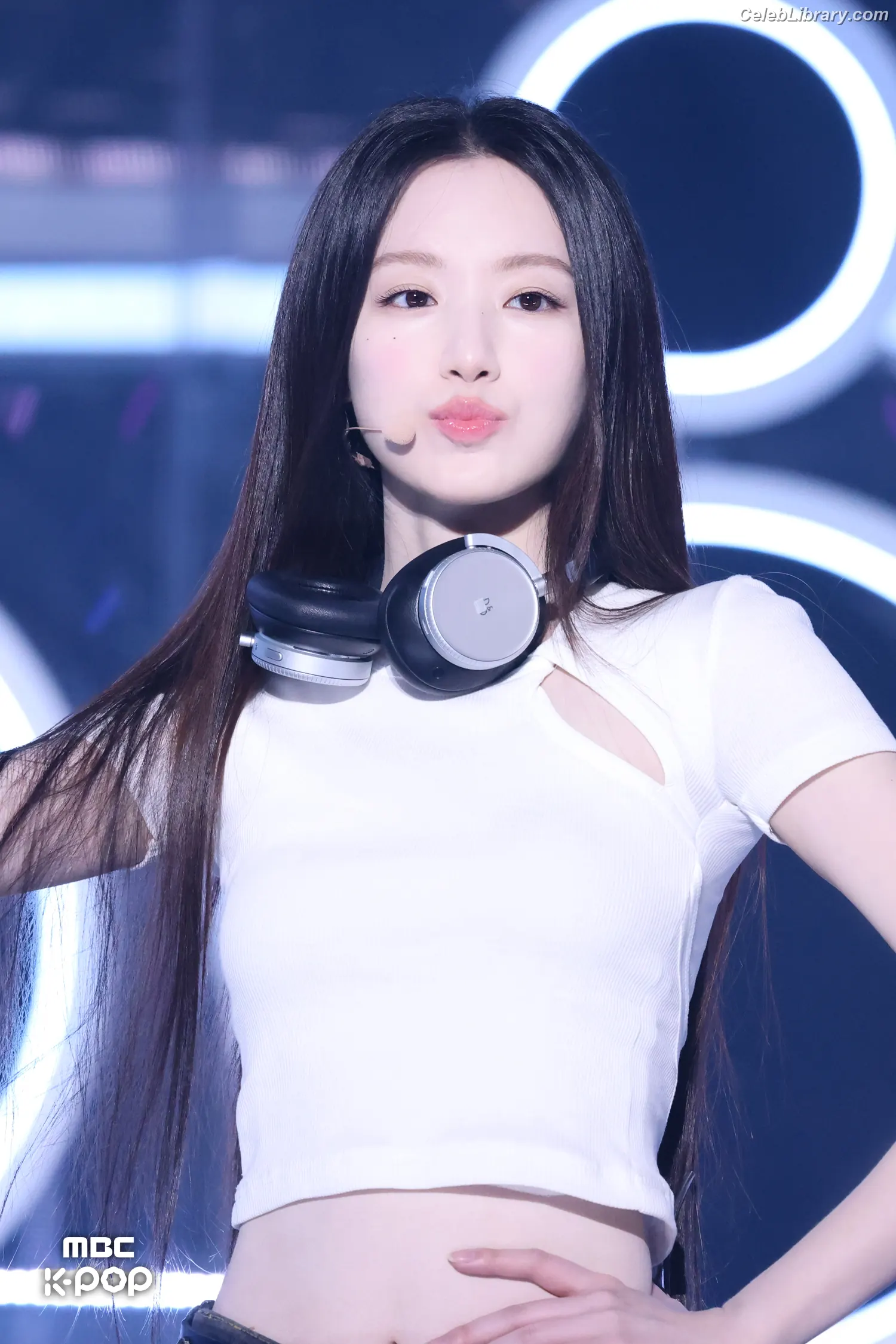 Shuhua (Yeh Shuhua) (G)-IDLE) [i-dle] photo 16 of 114