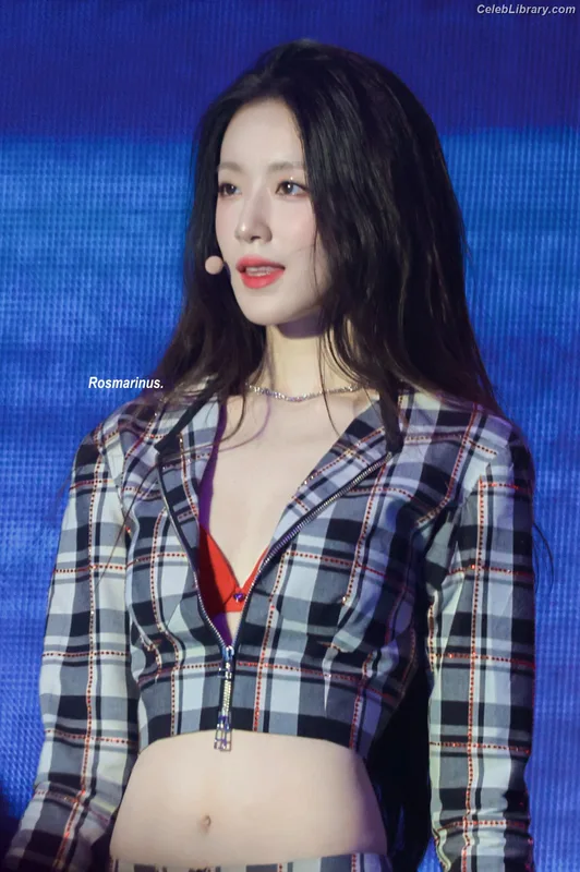 Shuhua (Yeh Shuhua) (G)-IDLE) [i-dle] photo 11 of 115