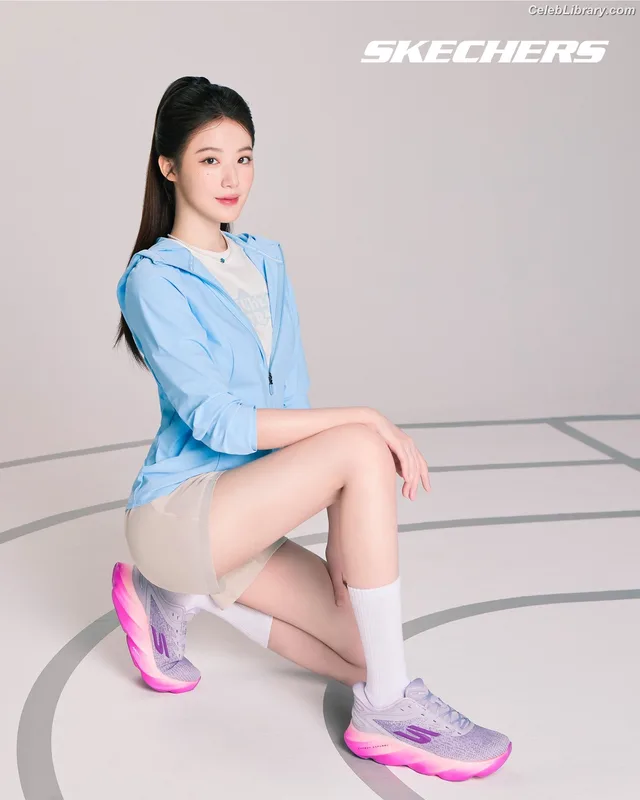 Shuhua (Yeh Shuhua) (G)-IDLE) [i-dle] photo 10 of 115
