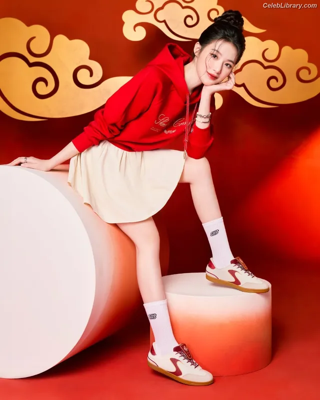 Shuhua (Yeh Shuhua) (G)-IDLE) [i-dle] photo 15 of 115