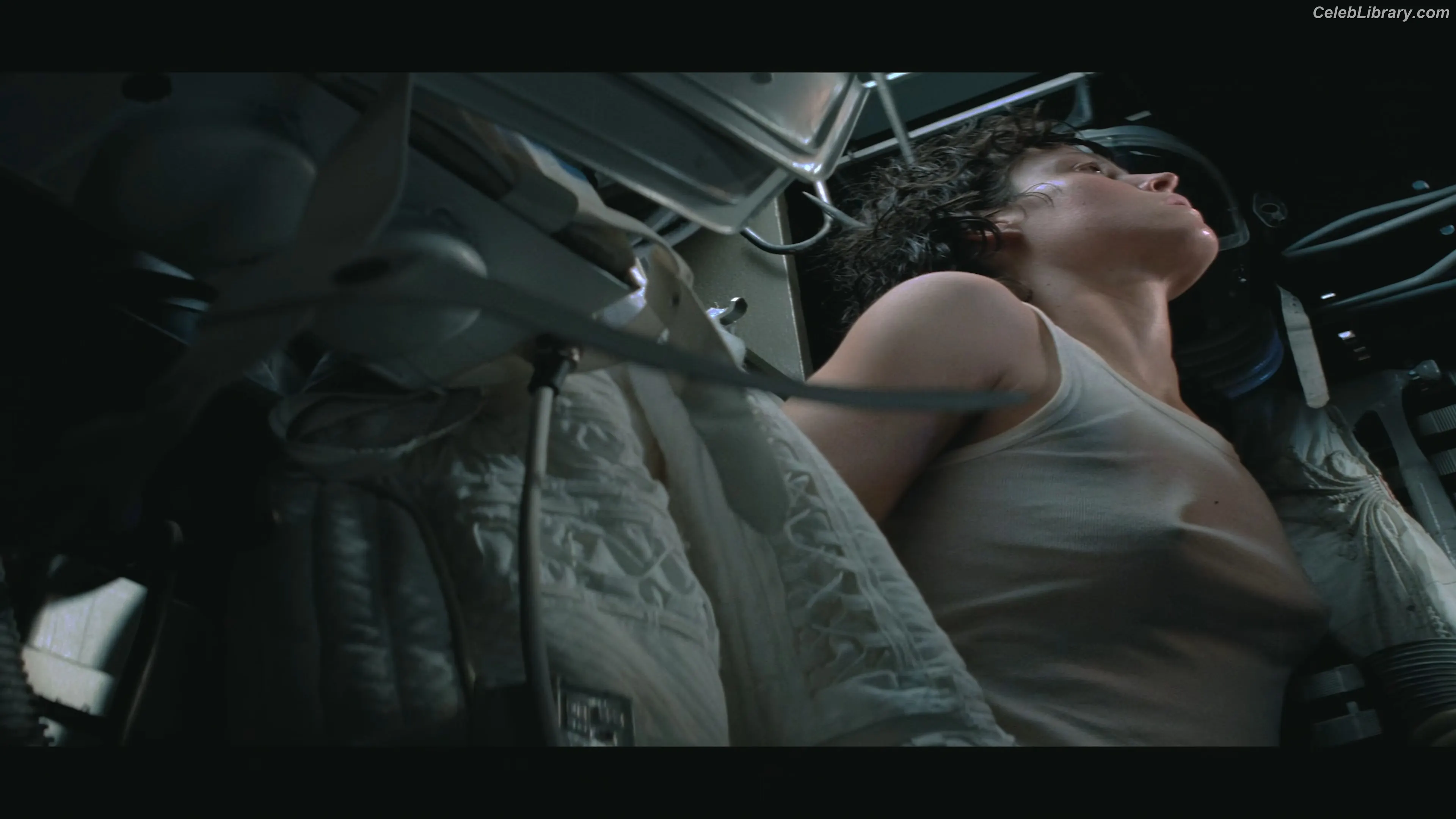 Sigourney Weaver photo 18 of 67