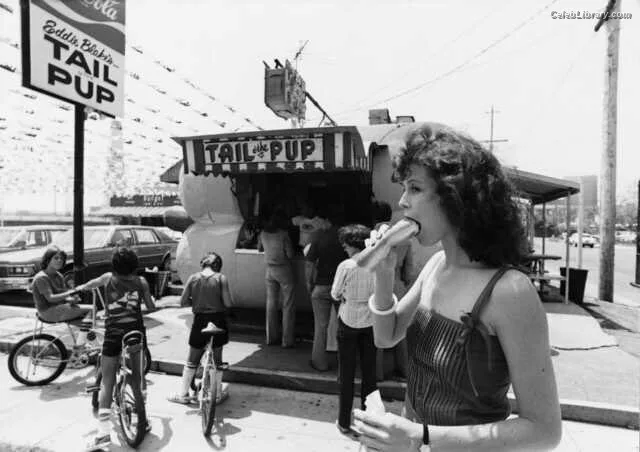 Sigourney Weaver photo 19 of 68