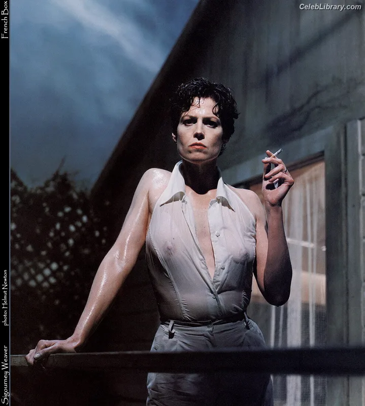 Sigourney Weaver photo 5 of 68