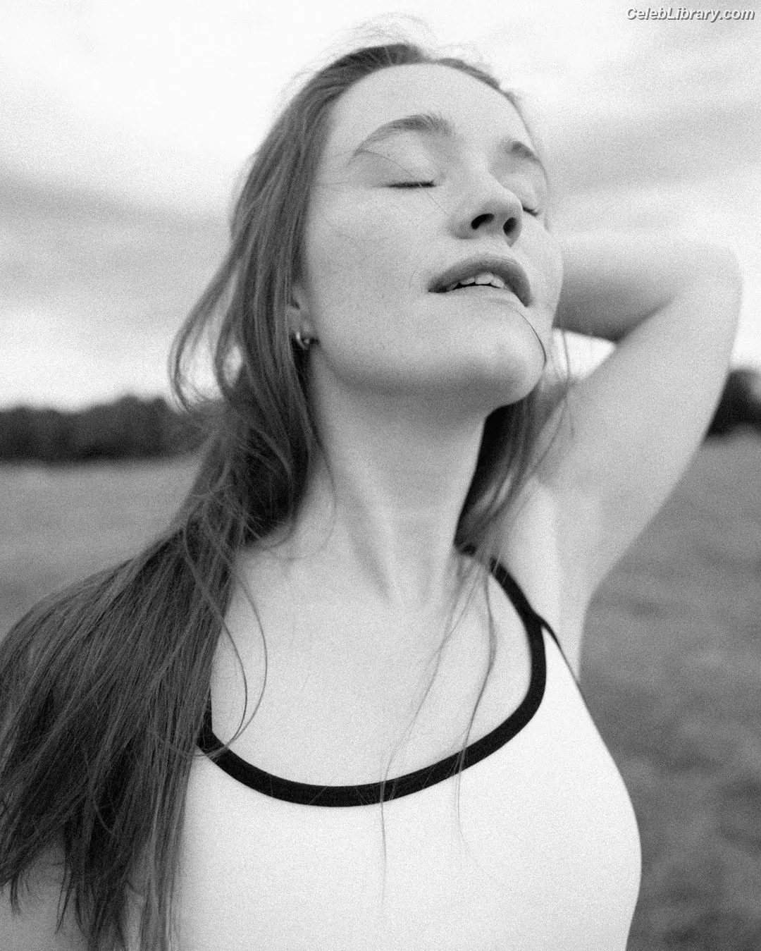 Sigrid Solbakk Raabe photo 20 of 616