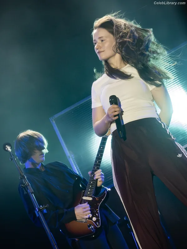 Sigrid Solbakk Raabe photo 10 of 599