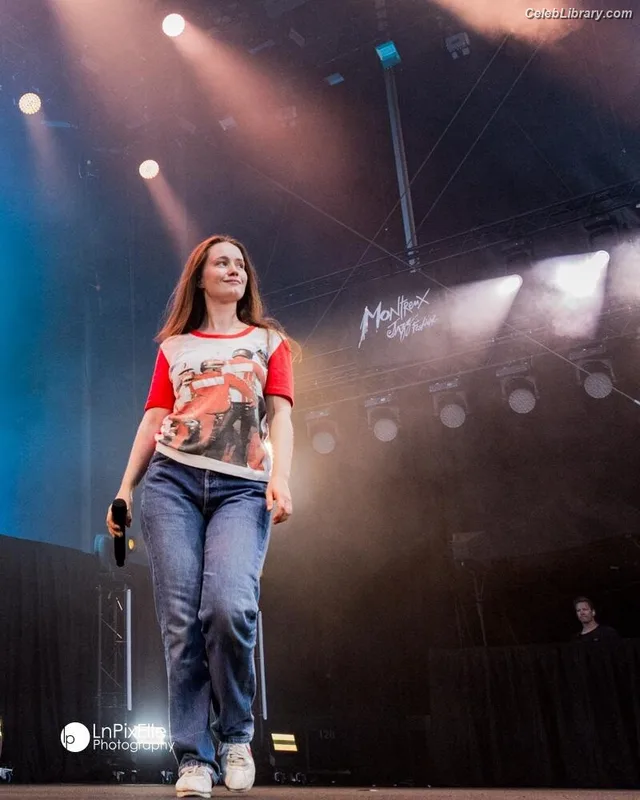 Sigrid Solbakk Raabe photo 10 of 599
