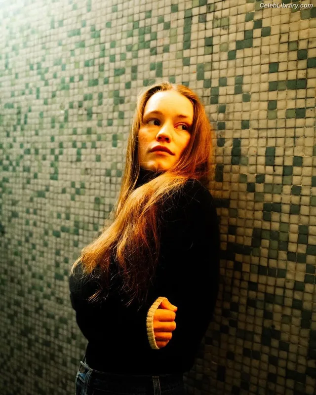 Sigrid Solbakk Raabe photo 23 of 599