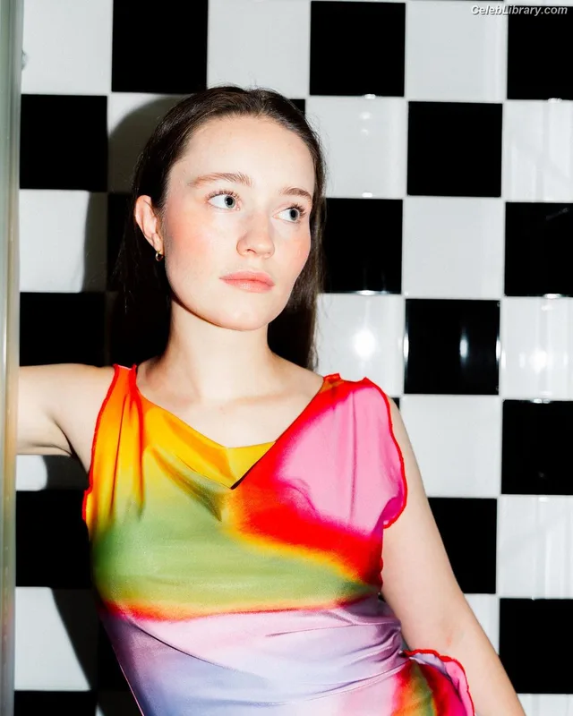 Sigrid Solbakk Raabe photo 24 of 599
