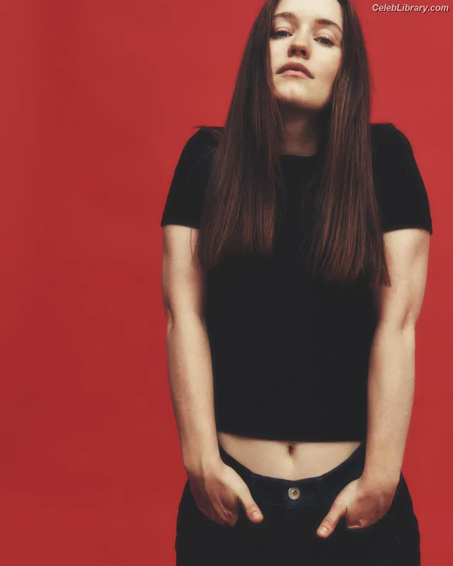 Sigrid Solbakk Raabe photo 6 of 599