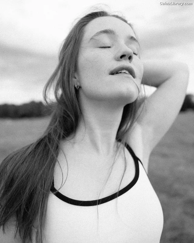 Sigrid Solbakk Raabe photo 19 of 599