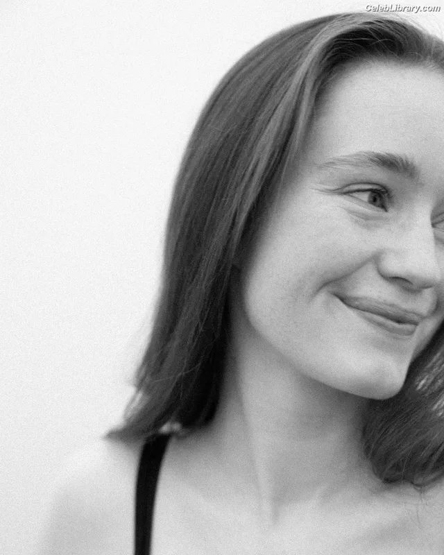 Sigrid Solbakk Raabe photo 12 of 599