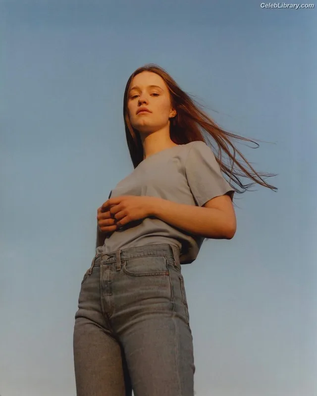 Sigrid Solbakk Raabe photo 24 of 599