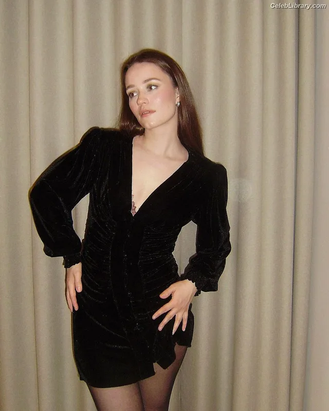 Sigrid Solbakk Raabe photo 16 of 599