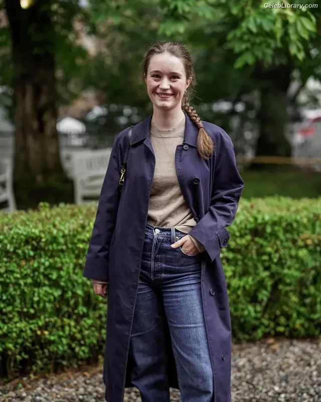 Sigrid Solbakk Raabe photo 7 of 599