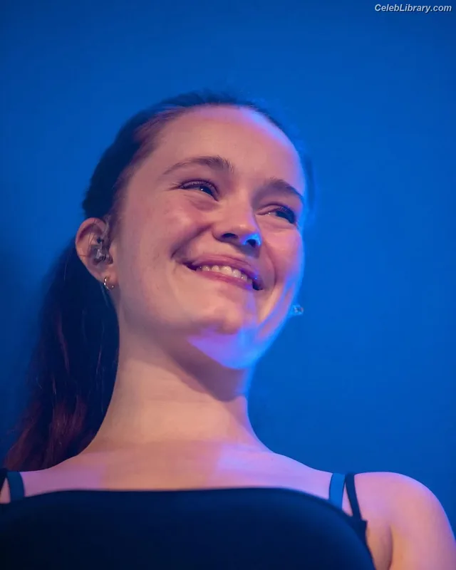 Sigrid Solbakk Raabe photo 10 of 599