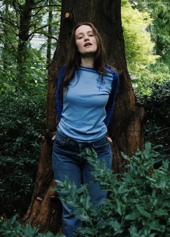 Sigrid Solbakk Raabe photo 9 of 599
