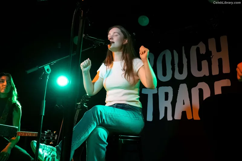 Sigrid Solbakk Raabe photo 15 of 599