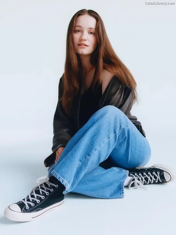 Sigrid Solbakk Raabe photo 7 of 599