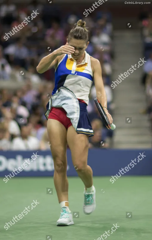 Simona Halep photo 3 of 114