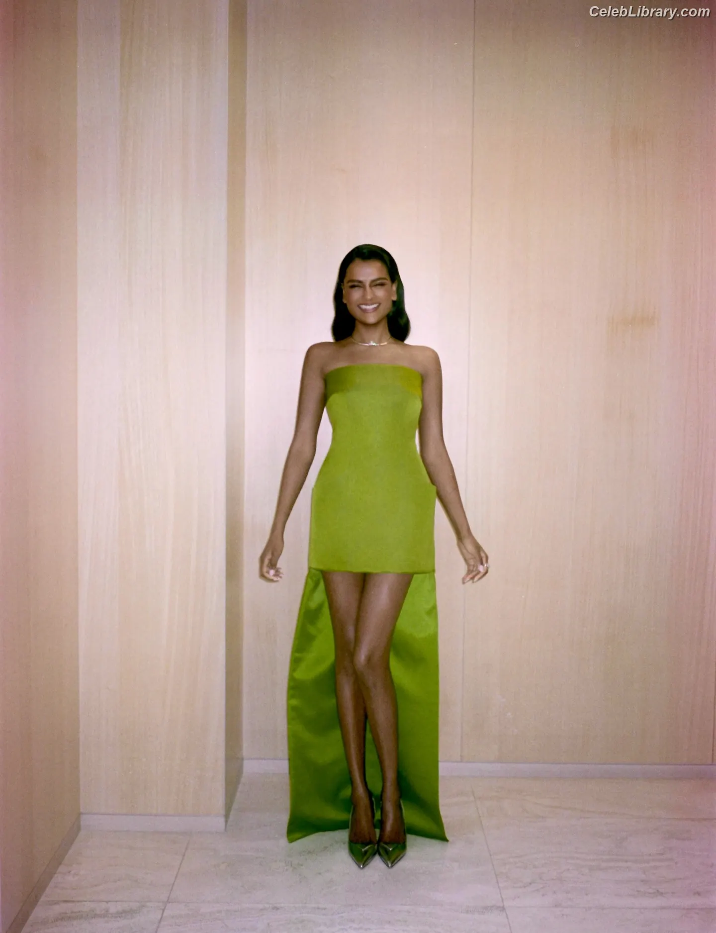 Simone Ashley photo 1 of 417