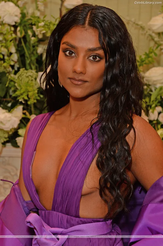 Simone Ashley photo 15 of 418