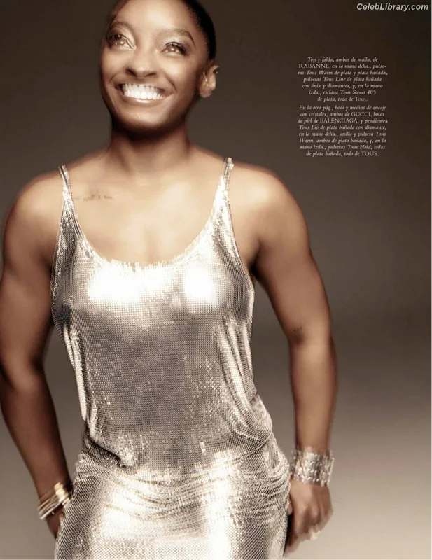 Simone Biles photo 22 of 260