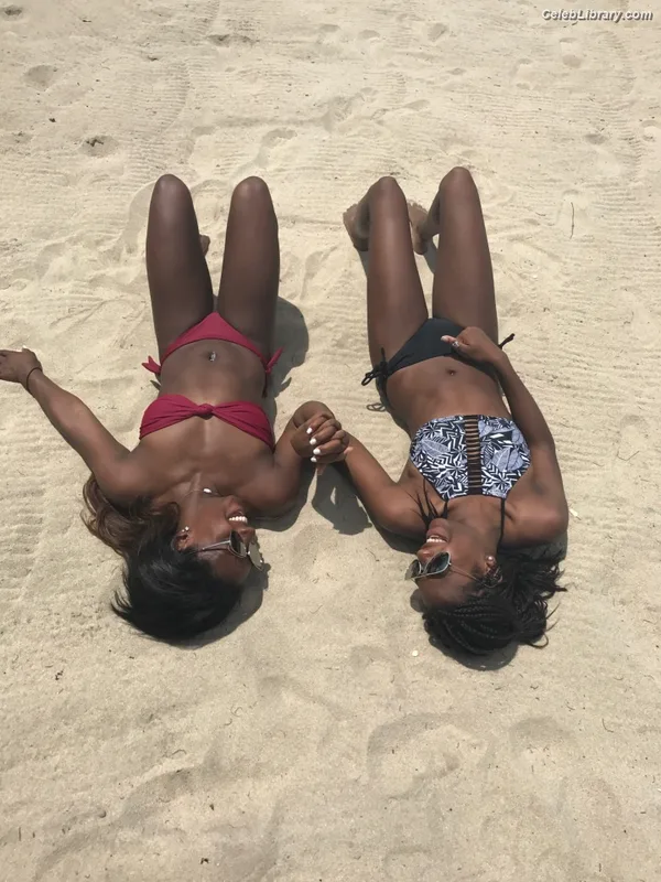 Simone Biles photo 6 of 260