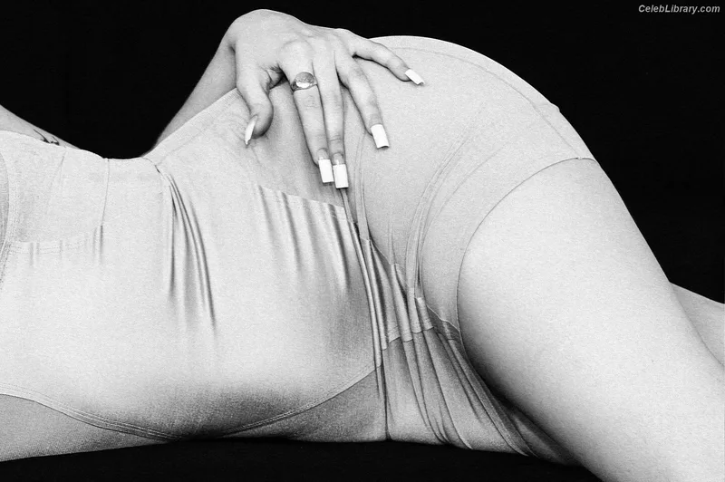 Six Sex photo 3 of 69