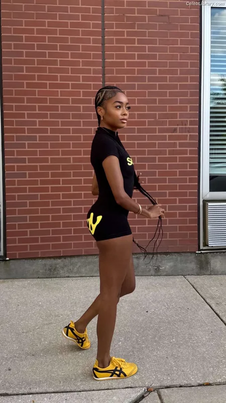 Skai Jackson photo 6 of 274