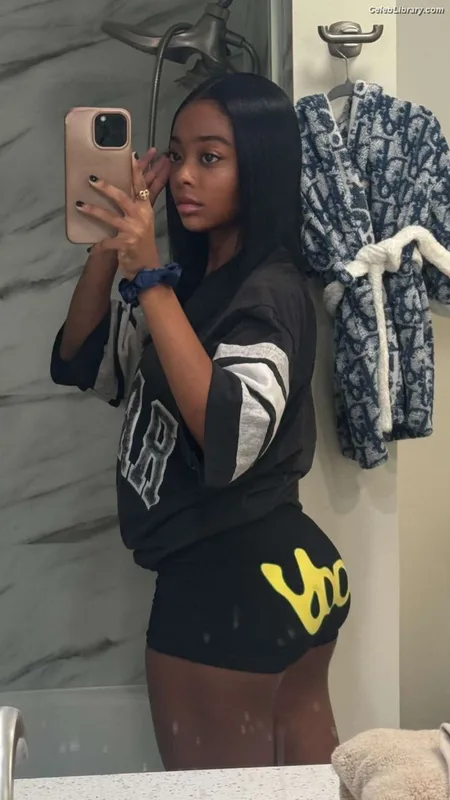 Skai Jackson photo 12 of 274