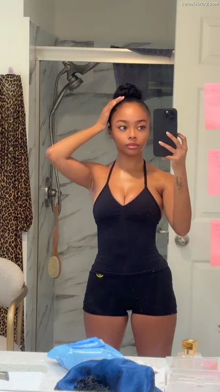 Skai Jackson photo 16 of 274