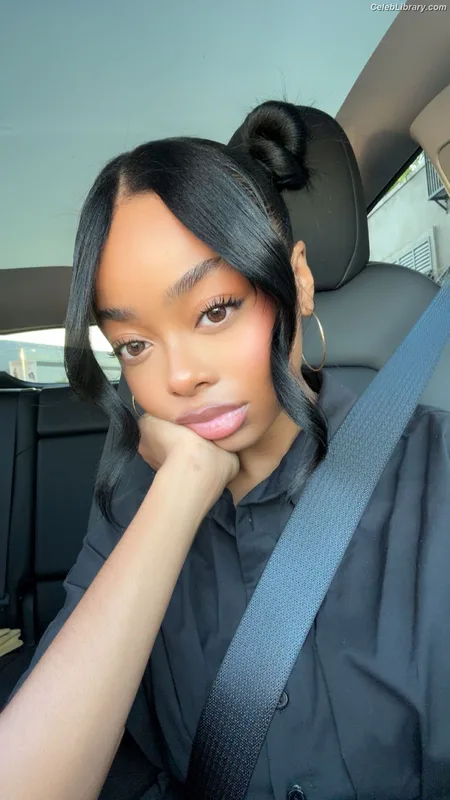 Skai Jackson photo 24 of 274