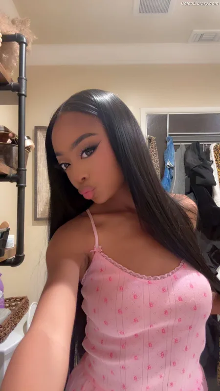 Skai Jackson photo 6 of 274