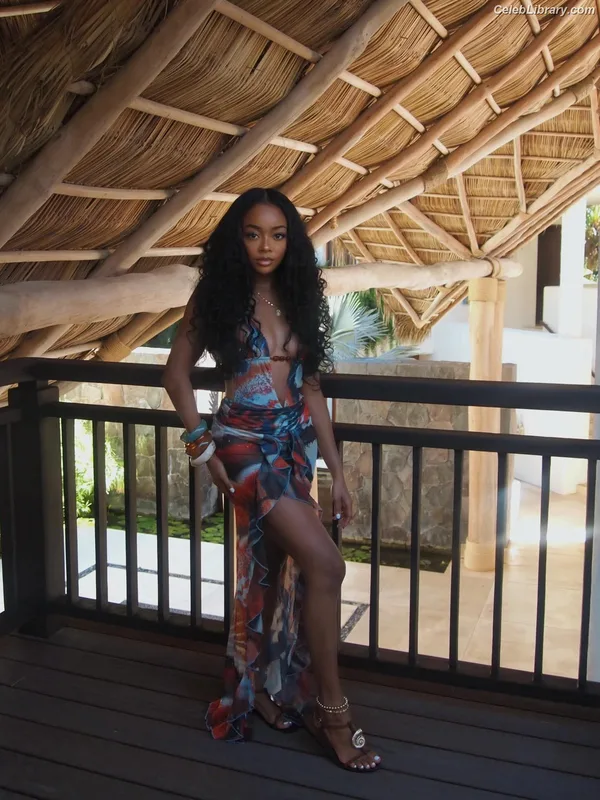 Skai Jackson photo 10 of 274